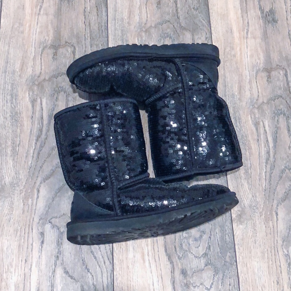 Black Sparkle UGGs Size 5